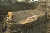 La sepoltura T1 al termine dello scavo